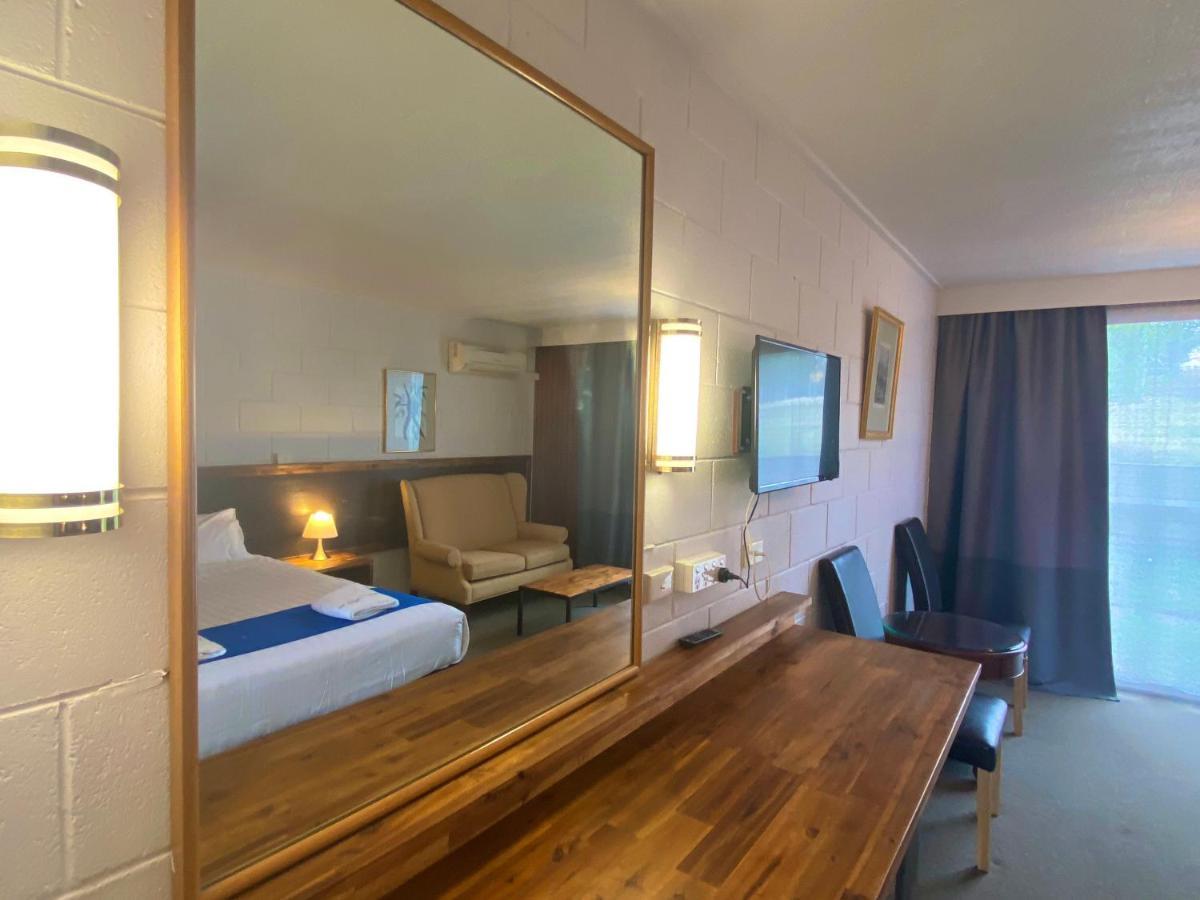 Snow Season Motor Inn Cooma Exteriör bild