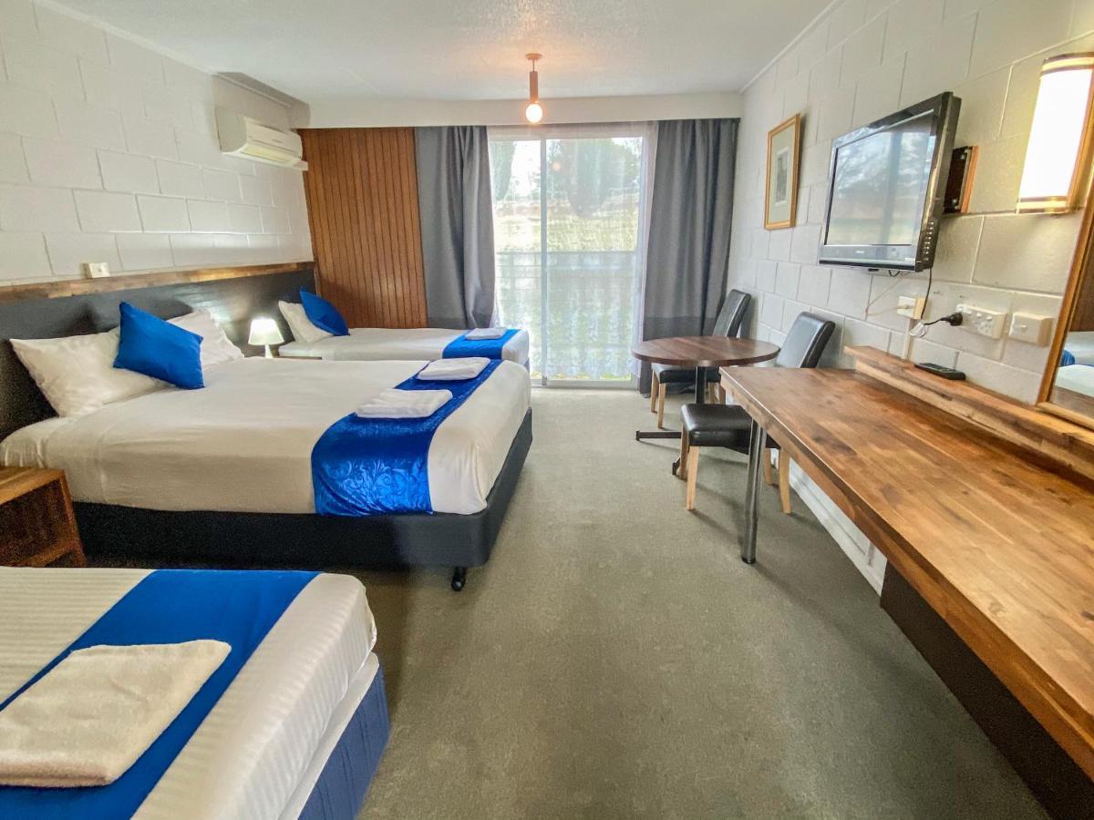 Snow Season Motor Inn Cooma Exteriör bild
